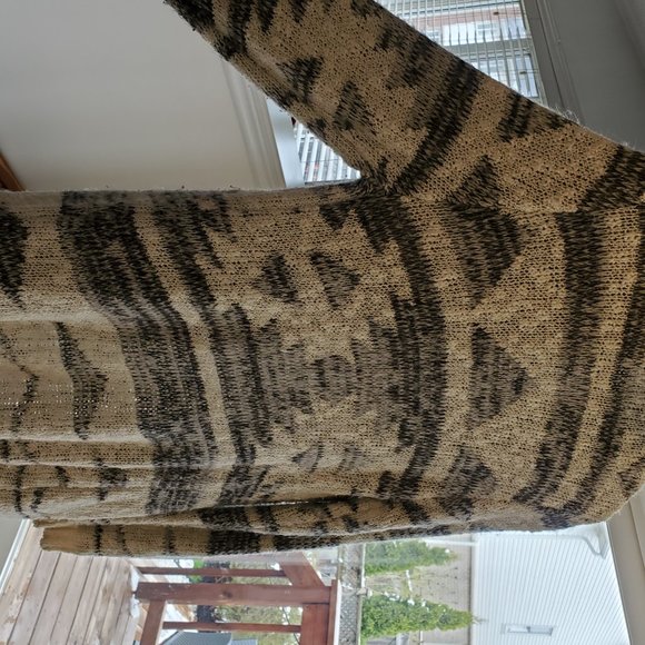 Great cottage cardigan - Picture 3 of 4